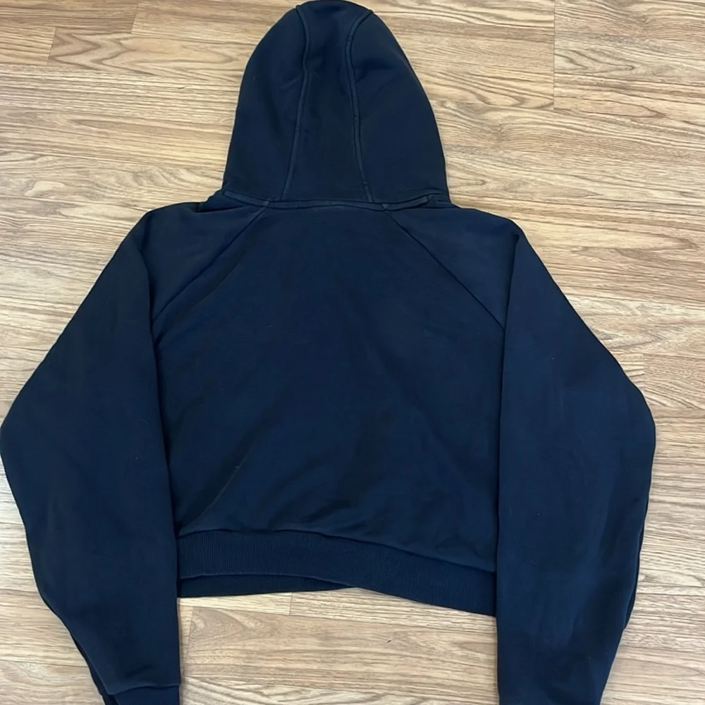 Adidas Sweatshirt Cropped Hoodie Size XL - Picture 2 of 5